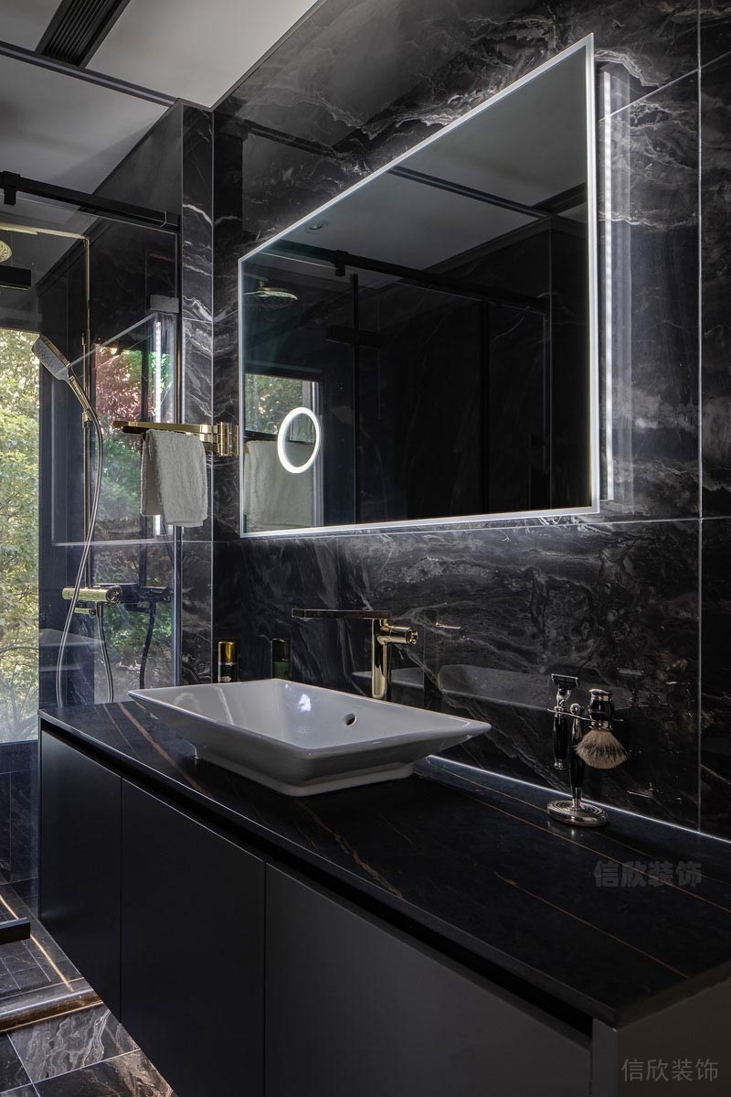 深圳市福田區(qū)綠景紅樹灣壹號(hào)衛(wèi)生間