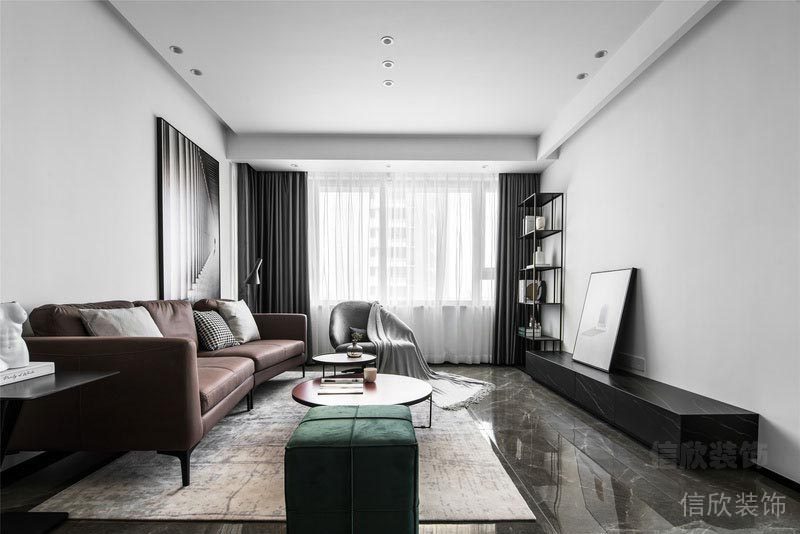 開放式客廳絨面地毯矮柜黑色電視墻體設(shè)計效果圖開放式客廳裝修