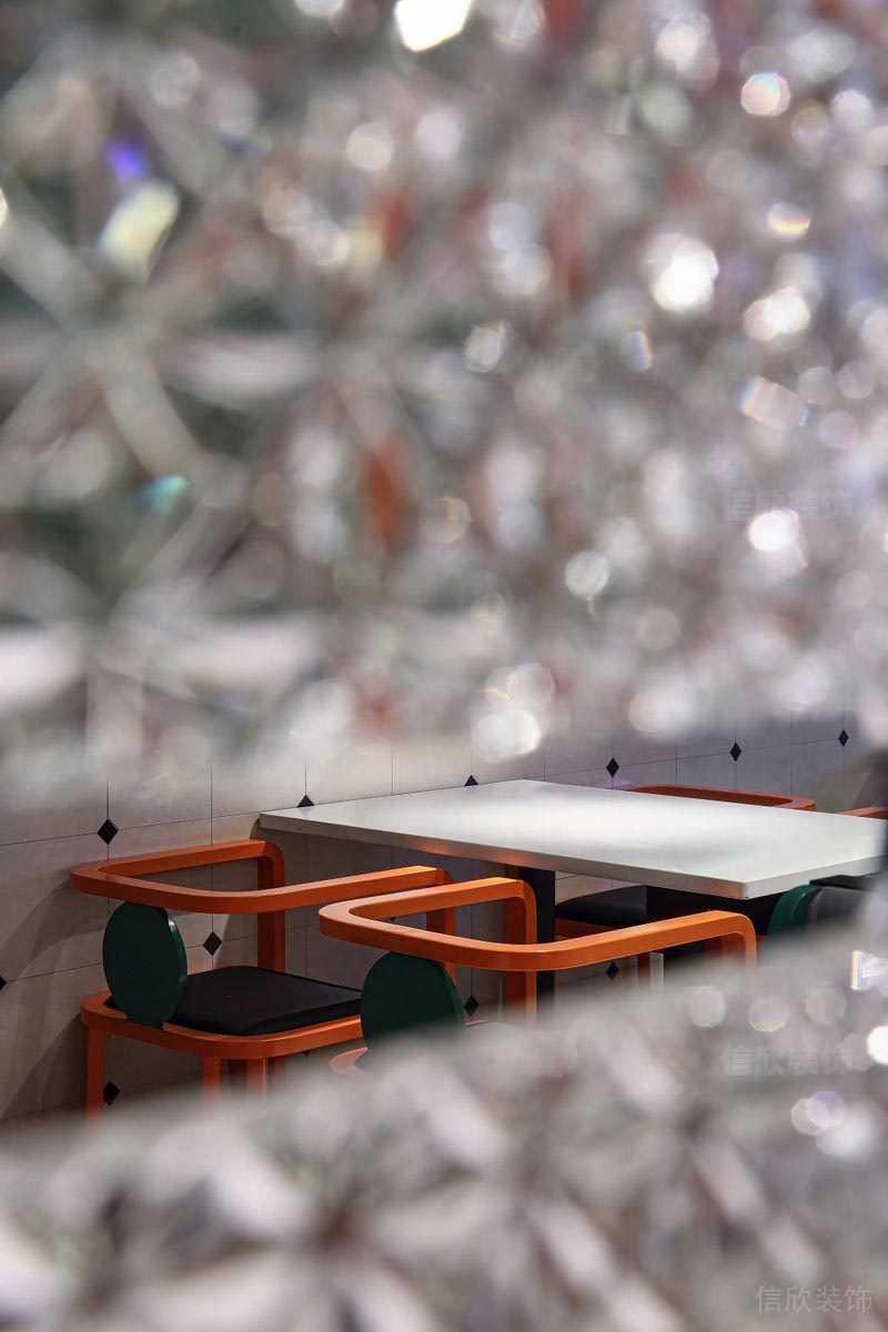 深圳南山區(qū)川味火鍋店裝修方案壓花玻璃 深圳南山區(qū)川味火鍋店裝修方案壓花玻璃