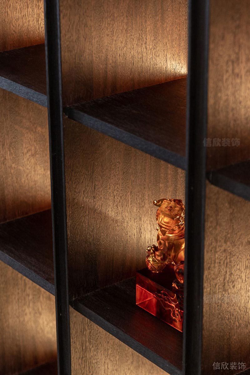 深色胡桃木定制書柜設(shè)計(jì)效果