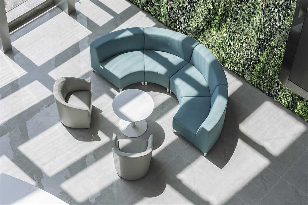 深圳市南山區(qū)科技園現(xiàn)代簡約辦公室沙發(fā)設(shè)計(jì)