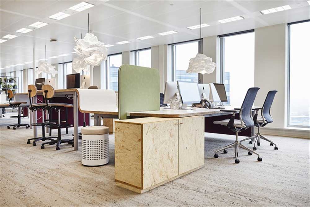 深圳鹽田壹海城簡(jiǎn)約風(fēng)格辦公室裝修設(shè)計(jì)案例辦公區(qū)采光效果 深圳鹽田壹海城簡(jiǎn)約風(fēng)格辦公室裝修設(shè)計(jì)案例辦公區(qū)采光效果