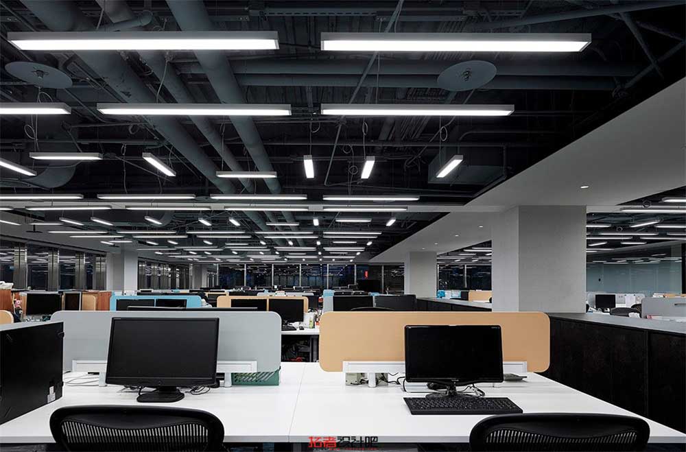 深圳龍華信利康樂創(chuàng)薈大廈簡約風(fēng)格辦公室裝修設(shè)計案例辦公區(qū) 深圳龍華信利康樂創(chuàng)薈大廈簡約風(fēng)格辦公室裝修設(shè)計案例辦公區(qū)