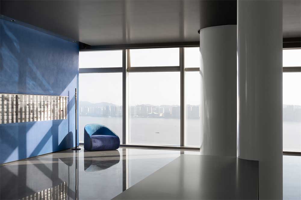 深圳福田800平方現(xiàn)代簡(jiǎn)約風(fēng)格辦公室裝修休息區(qū) 深圳福田800平方現(xiàn)代簡(jiǎn)約風(fēng)格辦公室裝修休息區(qū)