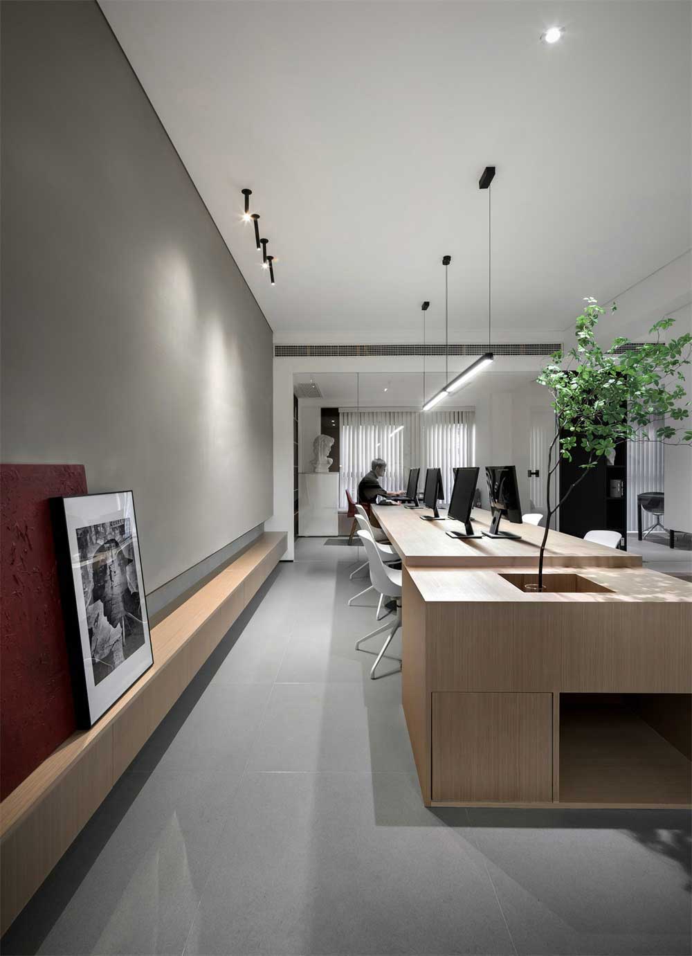 深圳市南山現(xiàn)代簡(jiǎn)約辦公室辦公區(qū)設(shè)計(jì)裝修