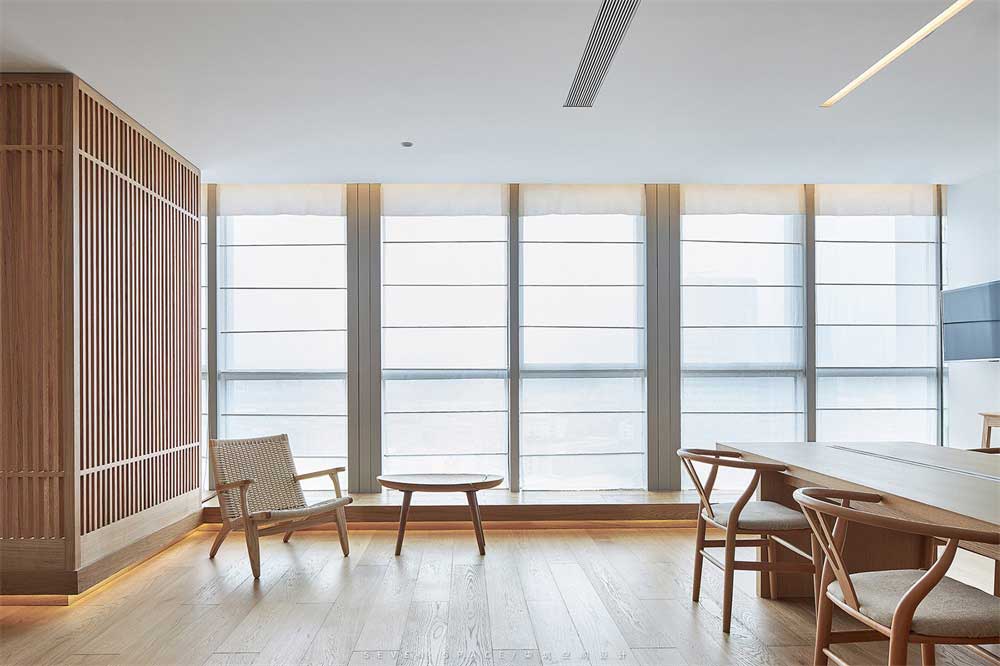 深圳市福田原木風(fēng)辦公室裝修大廳 深圳市福田原木風(fēng)辦公室裝修大廳