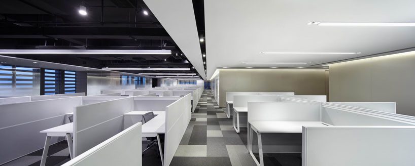 深圳鹽田1000平方現(xiàn)代風(fēng)格辦公室裝修辦公區(qū)天花 深圳鹽田1000平方現(xiàn)代風(fēng)格辦公室裝修辦公區(qū)天花