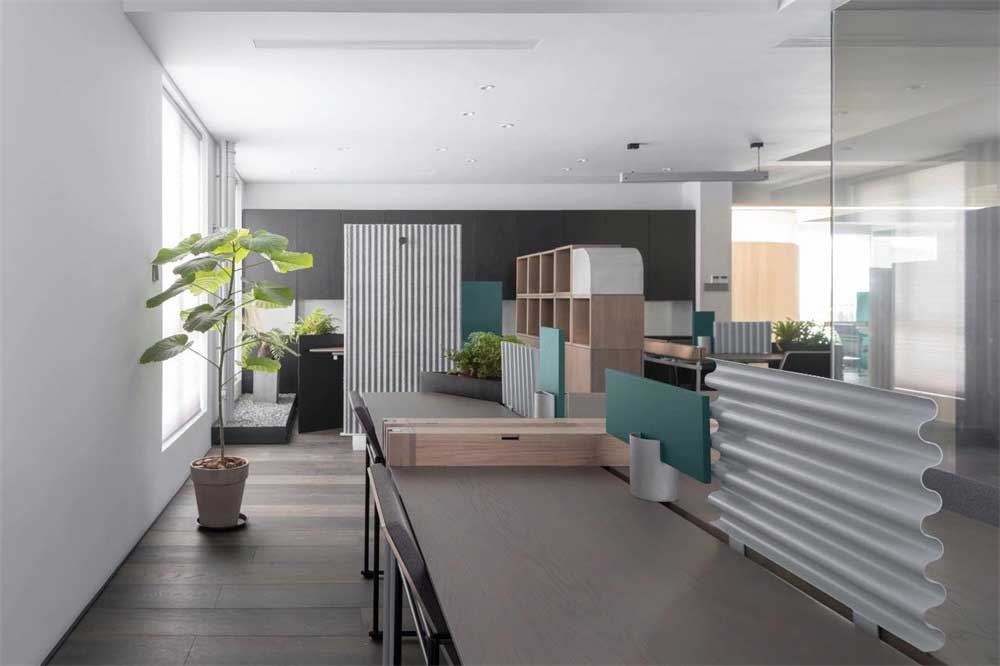 深圳市羅湖1600平原木風(fēng)辦公室裝修設(shè)計(jì)開放式辦公區(qū) 深圳市羅湖1600平原木風(fēng)辦公室裝修設(shè)計(jì)開放式辦公區(qū)