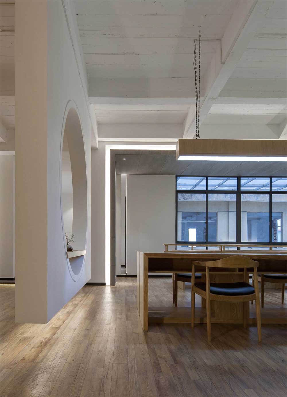 深圳羅湖鴻昌廣場(chǎng)新中式風(fēng)格辦公室裝修設(shè)計(jì)案例辦公區(qū)天花 深圳羅湖鴻昌廣場(chǎng)新中式風(fēng)格辦公室裝修設(shè)計(jì)案例辦公區(qū)天花