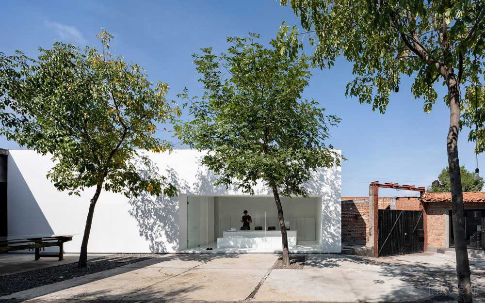 戶外工作室外觀設(shè)計開放式純白簡約設(shè)計圖