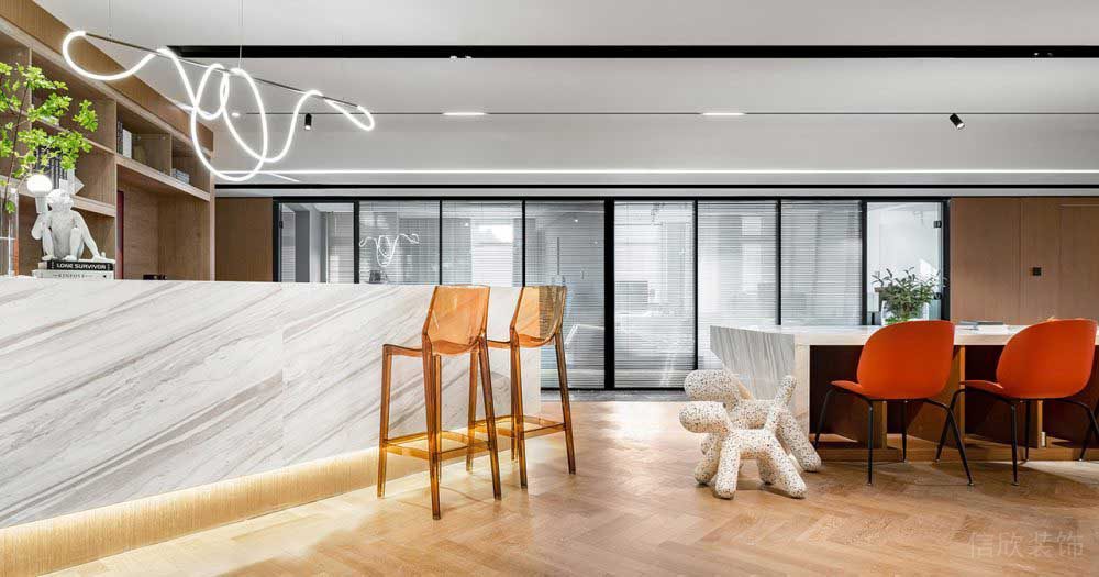 茶水機(jī)大理石前臺區(qū)域亞克力高腳凳裝修大廳效果圖