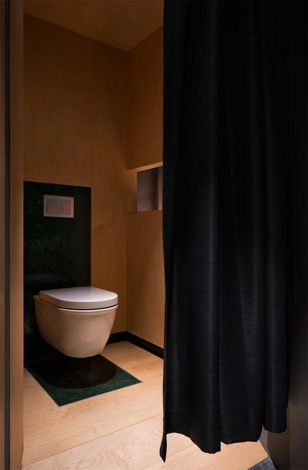 深圳市羅湖1600平原木風(fēng)辦公室裝修設(shè)計(jì)衛(wèi)生間