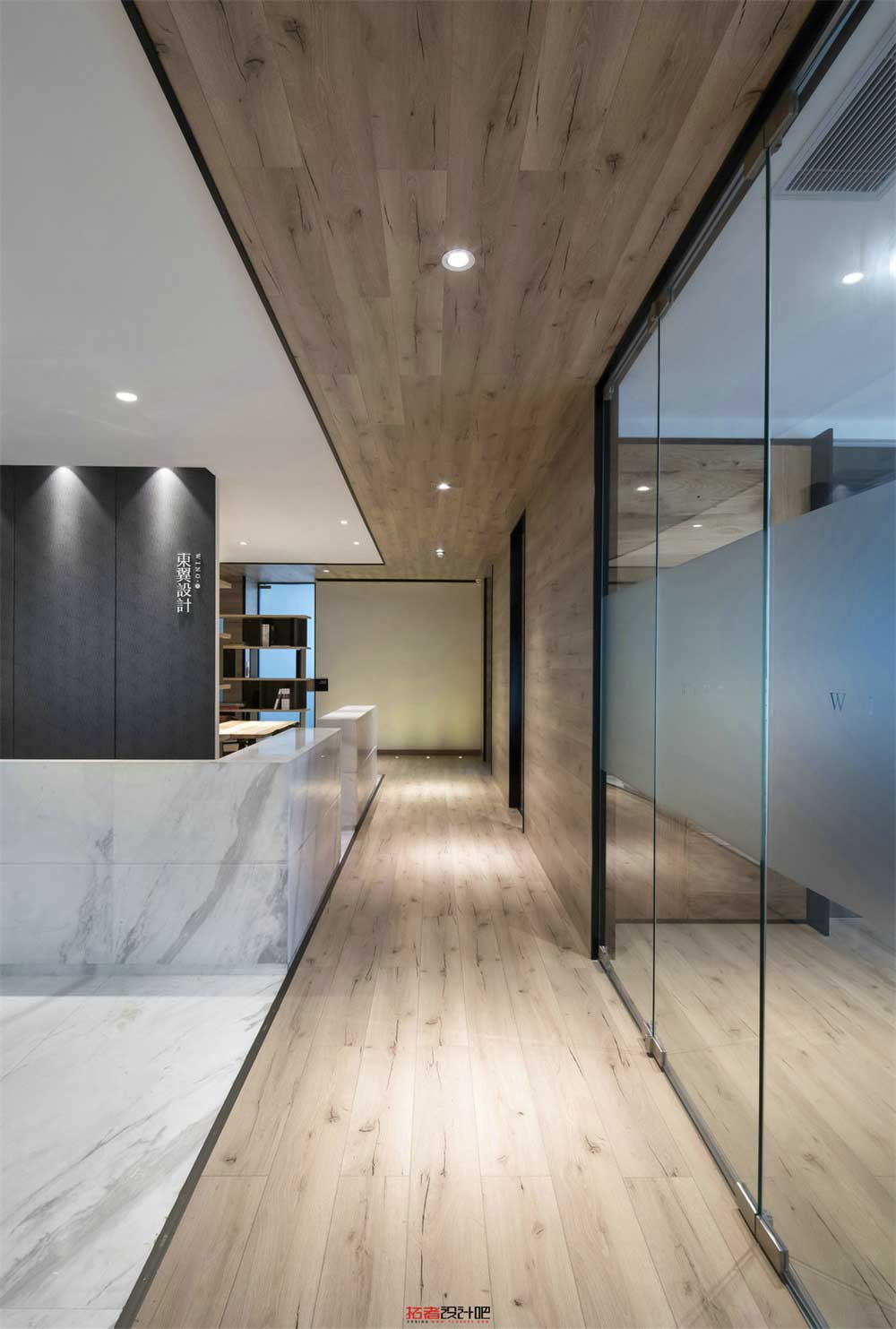 深圳南山智慧廣場(chǎng)新中式風(fēng)格辦公室裝修設(shè)計(jì)案例過道 深圳南山智慧廣場(chǎng)新中式風(fēng)格辦公室裝修設(shè)計(jì)案例過道