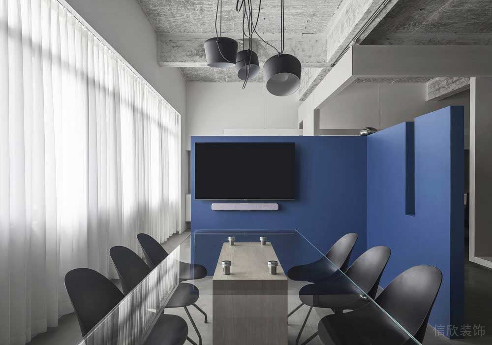 藍(lán)色墻體隔斷效果圖玻璃茶幾裝修會議室效果圖