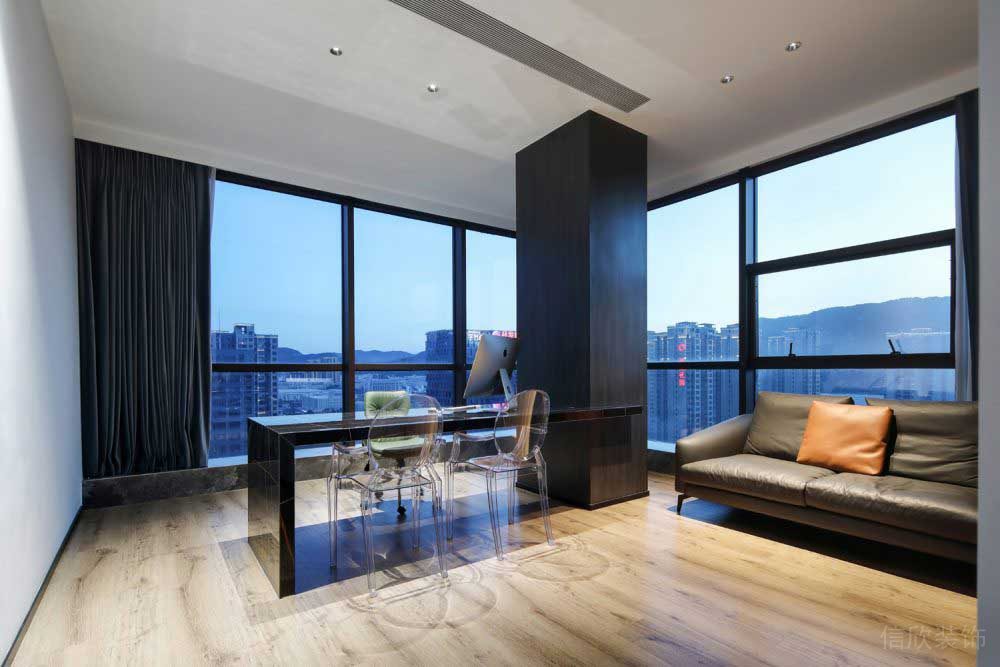 辦公室皮質(zhì)沙發(fā)木質(zhì)地板玻璃窗裝修設(shè)計效果圖