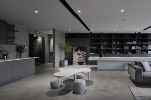 商務(wù)風(fēng)黑色簡約風(fēng)裝修弧線沙發(fā)設(shè)計全屋定制員工休息區(qū)辦公室裝修