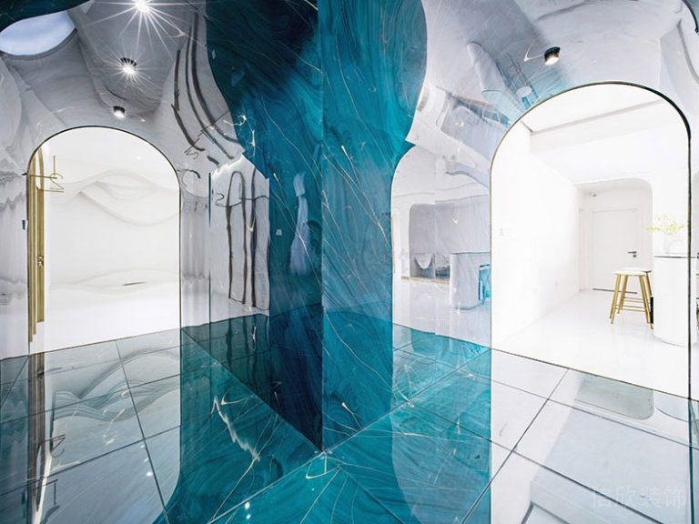 輕奢風(fēng)拱形過(guò)道裝修設(shè)計(jì)對(duì)稱(chēng)式鏡面設(shè)計(jì)辦公室效果