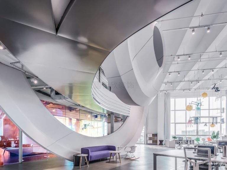 環(huán)形設(shè)計效果圖金屬天花裝修休息區(qū)辦公室裝修