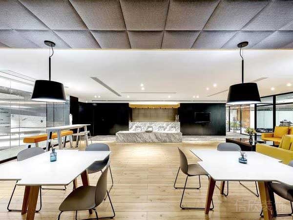 通透的開放式辦公室設(shè)計(jì)效果圖