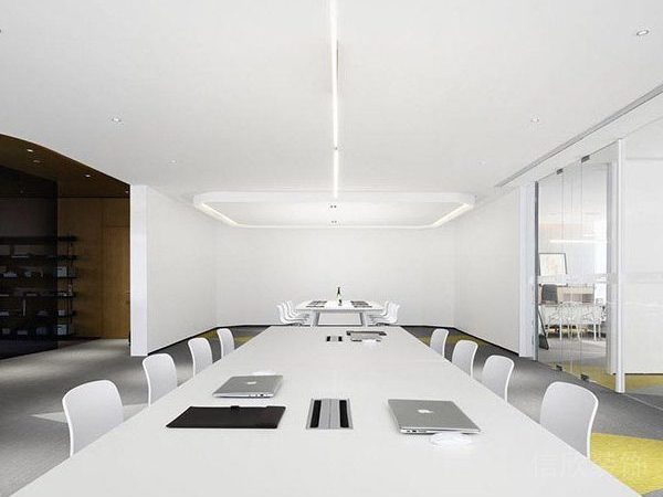 直線式會(huì)議室簡(jiǎn)約白色工作室裝修