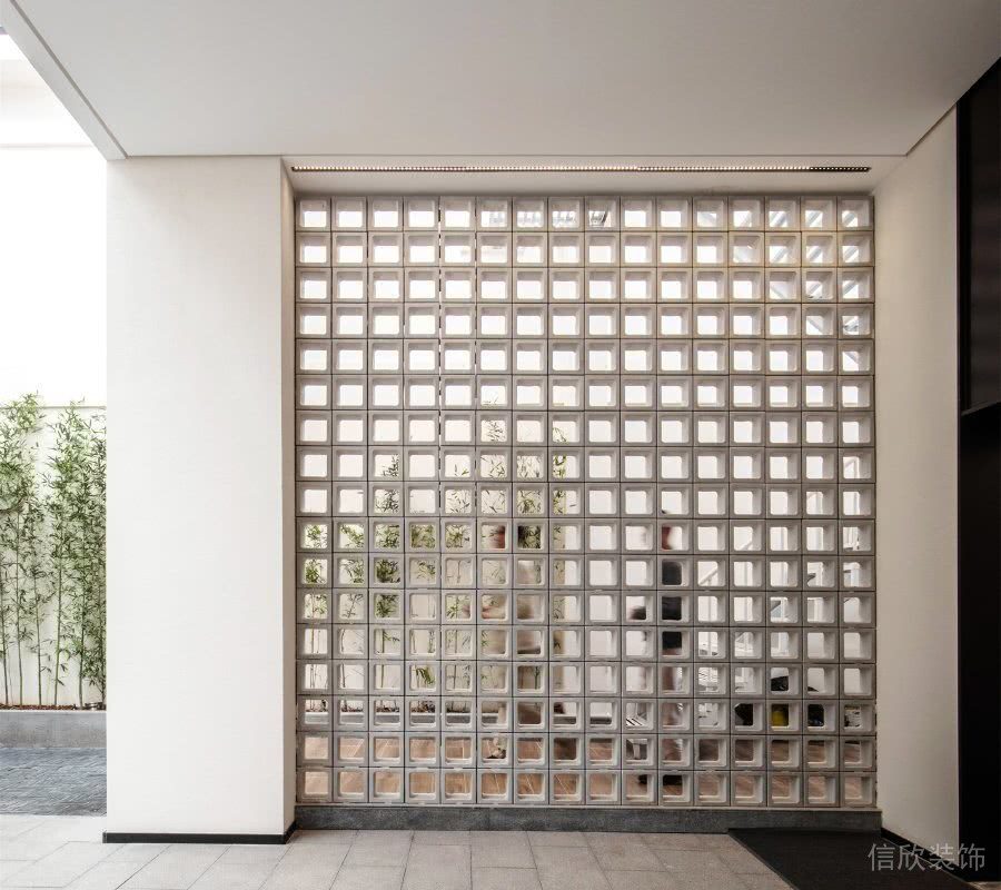 厚玻璃墻體隔斷格子肌理效果簡(jiǎn)約放辦公室過(guò)道