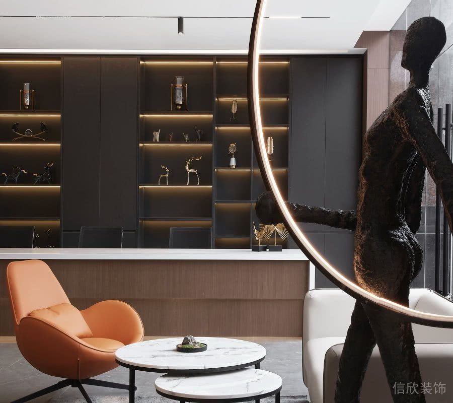 洽談式簡(jiǎn)約大理石折疊茶幾收納墻黑色商務(wù)風(fēng)設(shè)計(jì)的工作室裝修