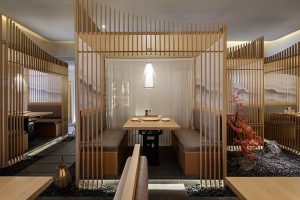 深圳福田天健時尚新天地和風(fēng)日式料理餐廳裝修案例卡座效果圖