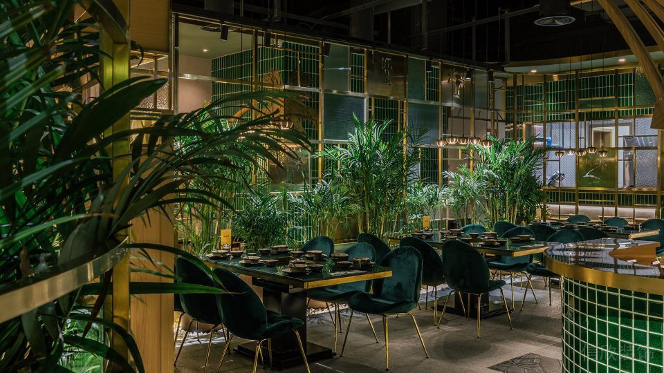 深圳光明中糧云景悅街東南亞風(fēng)格火鍋餐廳裝修案例家具組合 深圳光明中糧云景悅街東南亞風(fēng)格火鍋餐廳裝修案例家具組合