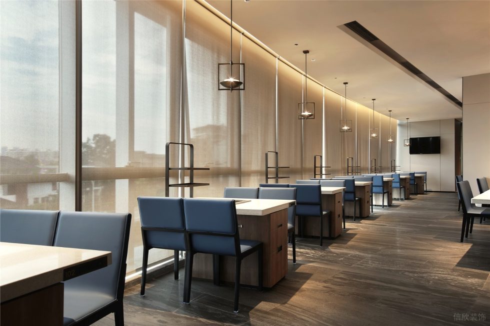 深圳羅湖東港中心現(xiàn)代中式火鍋餐廳裝修案例地面鋪貼 深圳羅湖東港中心現(xiàn)代中式火鍋餐廳裝修案例地面鋪貼