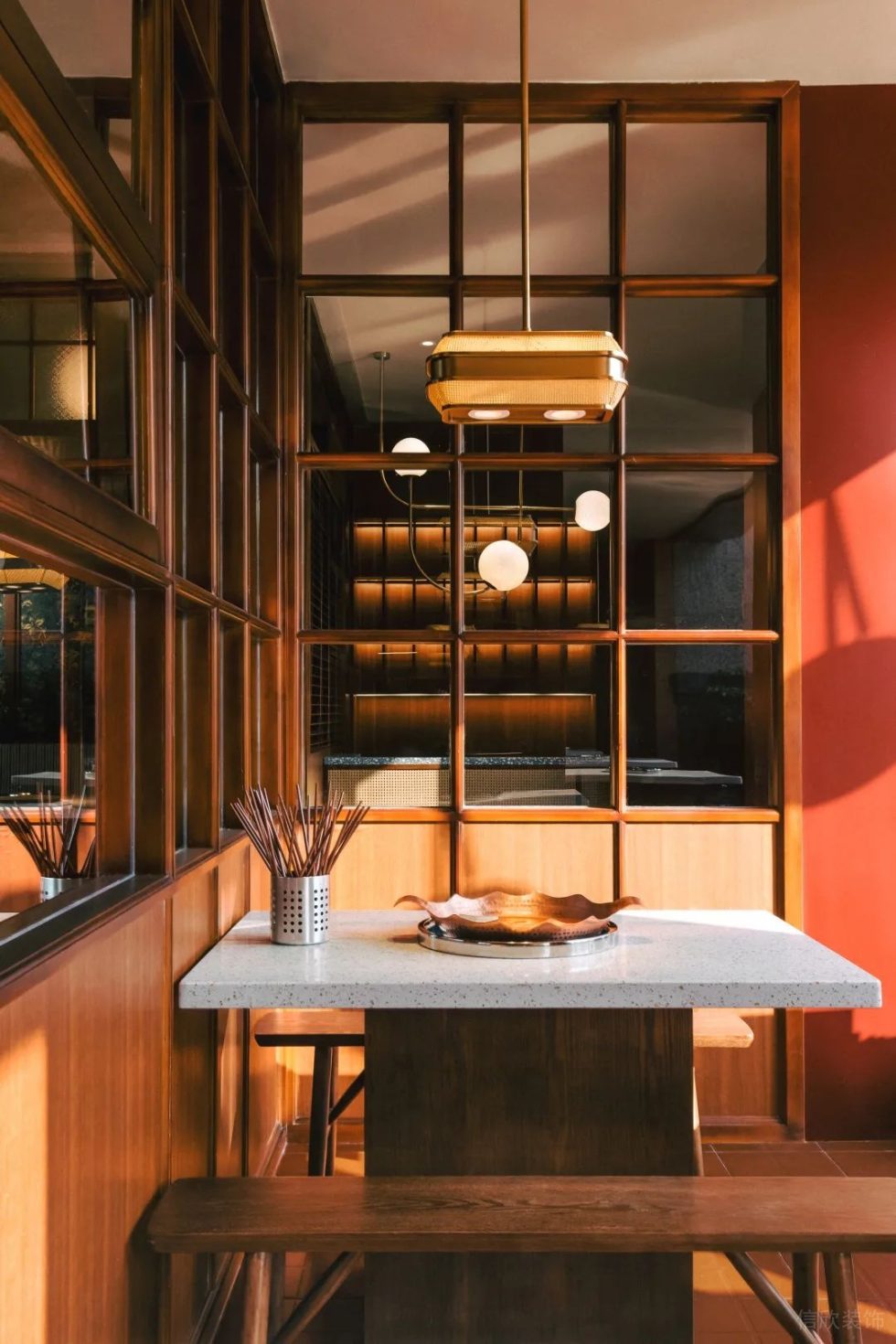 深圳羅湖招商中環(huán)日式風(fēng)格火鍋店裝修案例雙人用餐區(qū) 深圳羅湖招商中環(huán)日式風(fēng)格火鍋店裝修案例雙人用餐區(qū)