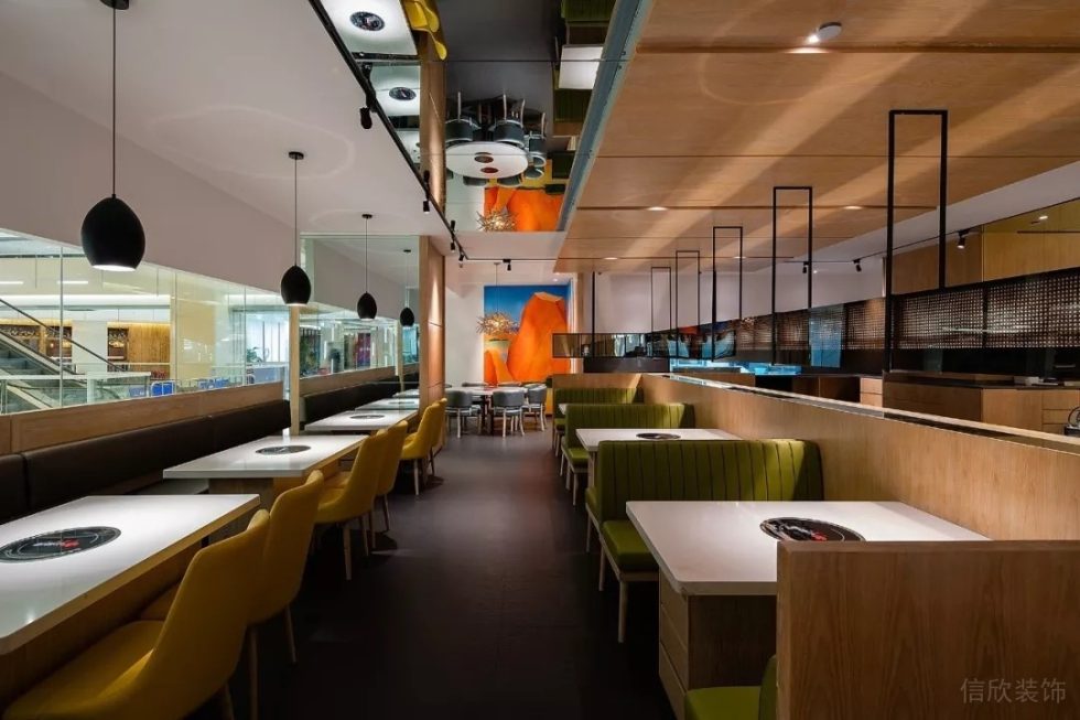 深圳坪山怡瑞達(dá)云秀府簡約北歐風(fēng)火鍋店裝修案例天花鏡面吊頂 深圳坪山怡瑞達(dá)云秀府簡約北歐風(fēng)火鍋店裝修案例天花鏡面吊頂