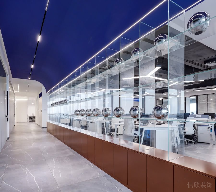 辦公室過道玻璃展柜橙色柜體