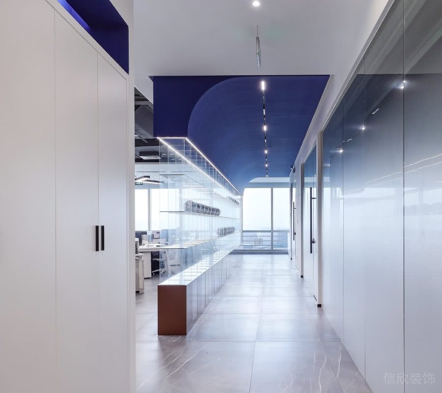 辦公室公共區(qū)走廊過(guò)道玻璃展柜