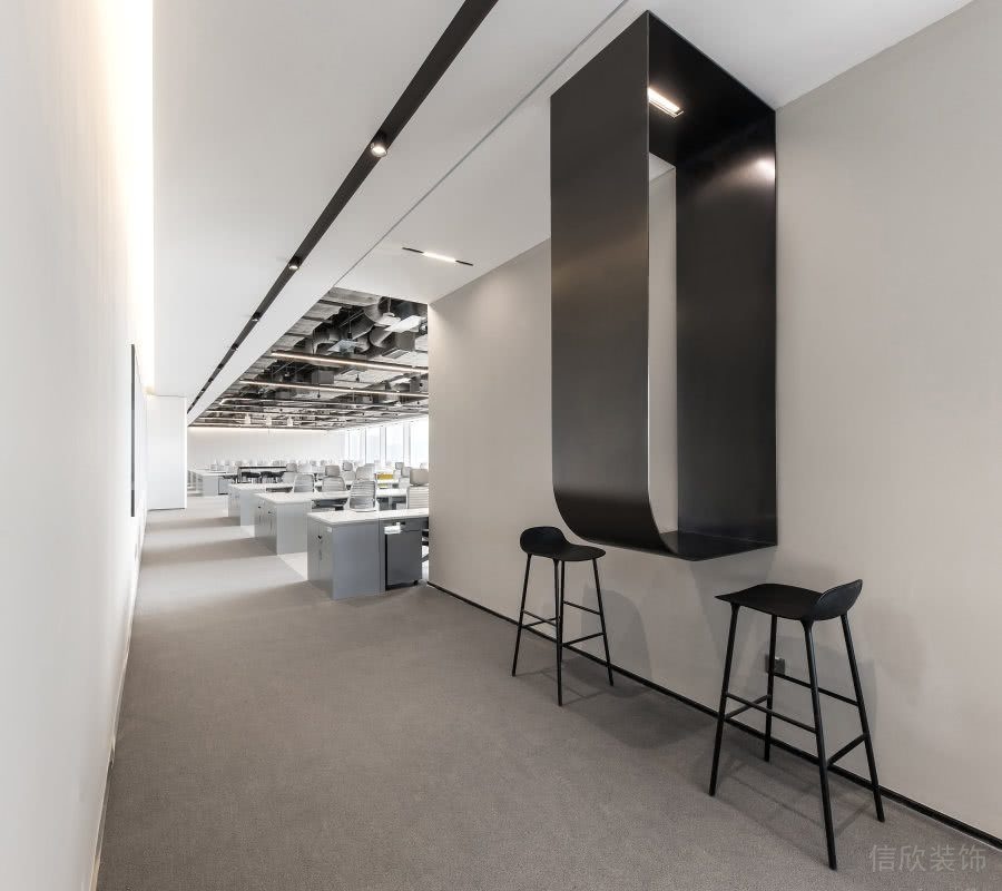 辦公室過(guò)道黑色鐵藝休閑洽談椅子