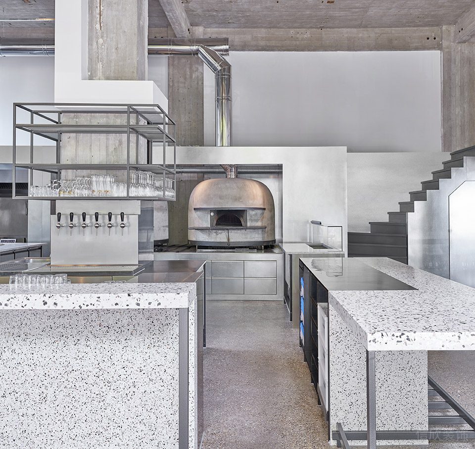 深圳寶安易尚中心灰色調(diào)工業(yè)風(fēng)披薩店裝修案例開(kāi)放式烹飪區(qū) 深圳寶安易尚中心灰色調(diào)工業(yè)風(fēng)披薩店裝修案例開(kāi)放式烹飪區(qū)