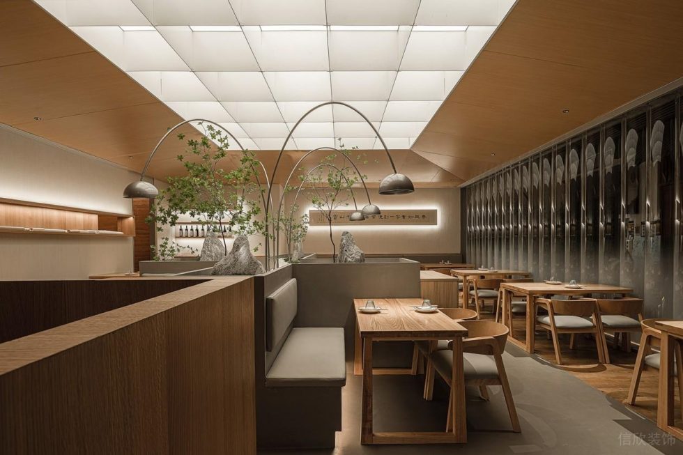 深圳龍崗陽光廣場現(xiàn)代中式風格私房菜餐廳裝修案例裝飾字畫