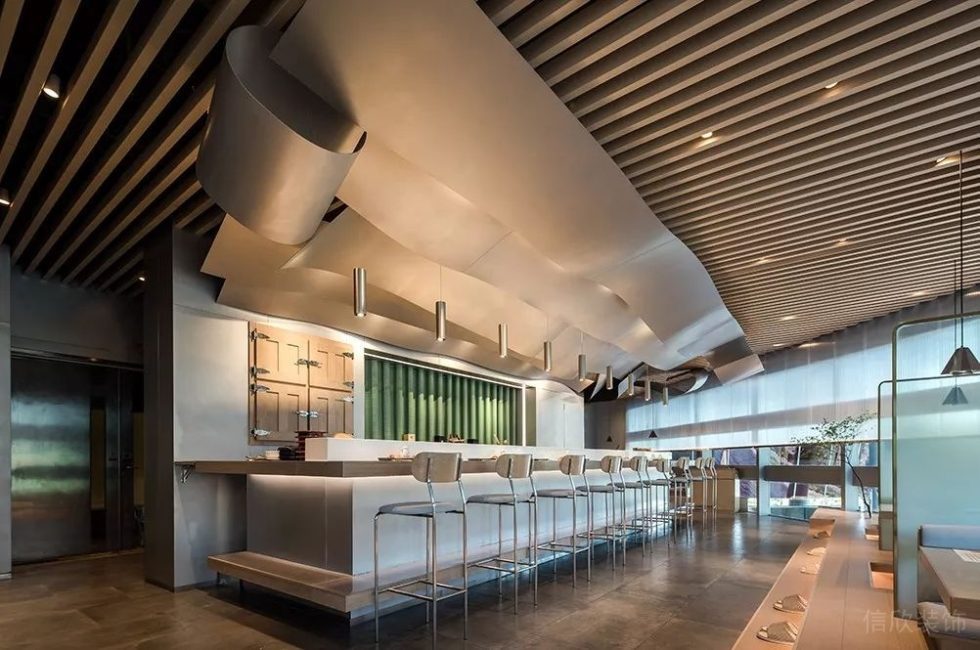 深圳南山天利中央廣場現(xiàn)代新中式風(fēng)格壽司店裝修案例天花