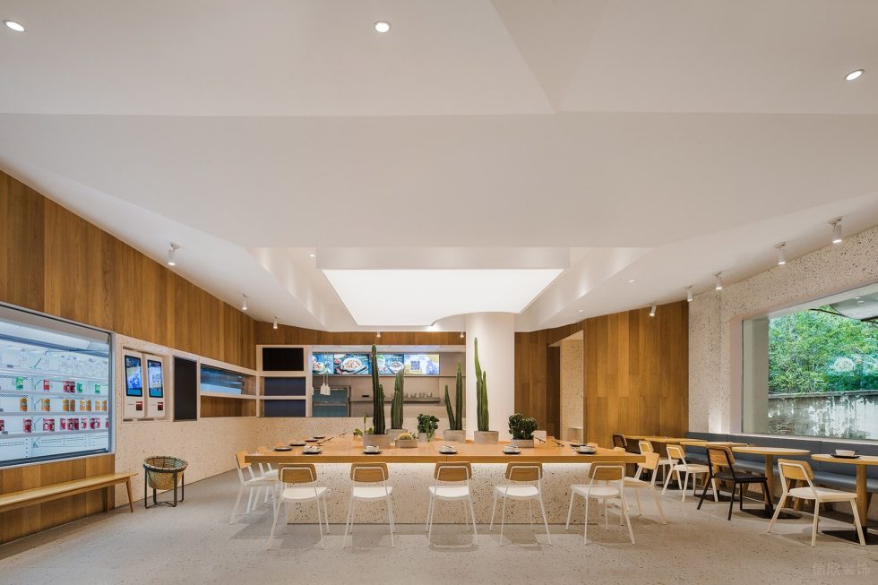 深圳南山香年廣場簡約風(fēng)格自選快餐店裝修案例用餐大廳 深圳南山香年廣場簡約風(fēng)格自選快餐店裝修案例用餐大廳