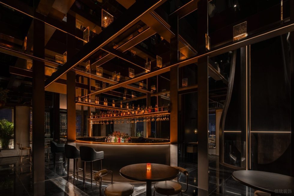 深圳南山怡海廣場輕奢風(fēng)格酒吧裝修案例休閑用餐大廳 深圳南山怡海廣場輕奢風(fēng)格酒吧裝修案例休閑用餐大廳