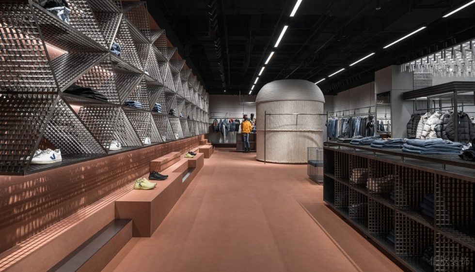 深圳市寶安區(qū)松崗現(xiàn)代風(fēng)買手店概念店裝修設(shè)計(jì)黑色鋼結(jié)構(gòu)頂面 深圳市寶安區(qū)松崗現(xiàn)代風(fēng)買手店概念店裝修設(shè)計(jì)黑色鋼結(jié)構(gòu)頂面