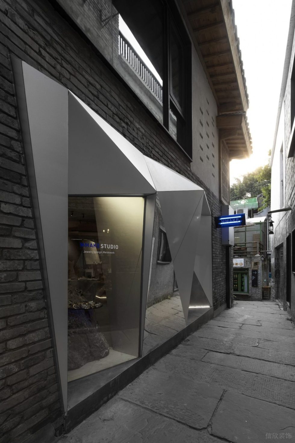 深圳市寶安區(qū)西鄉(xiāng)現(xiàn)代風(fēng)飾品店概念店裝修設(shè)計外立面 深圳市寶安區(qū)西鄉(xiāng)現(xiàn)代風(fēng)飾品店概念店裝修設(shè)計外立面