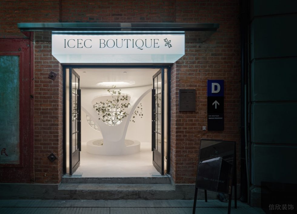 深圳市龍華去觀瀾現(xiàn)代風(fēng)服裝店裝修設(shè)計(jì)門廳 深圳市龍華去觀瀾現(xiàn)代風(fēng)服裝店裝修設(shè)計(jì)門廳