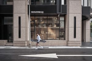 深圳市龍華區(qū)民治維也納滑板品牌概念店裝修設(shè)計(jì)門廳