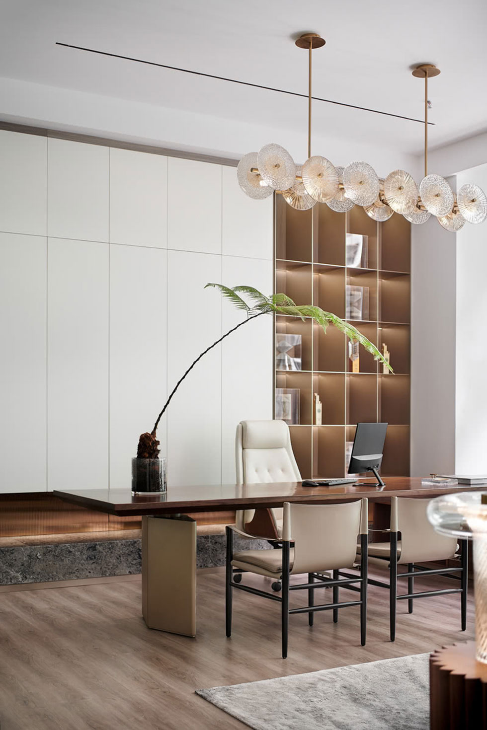 總經理辦公室實木鐵藝辦公桌 總經理辦公室實木鐵藝辦公桌