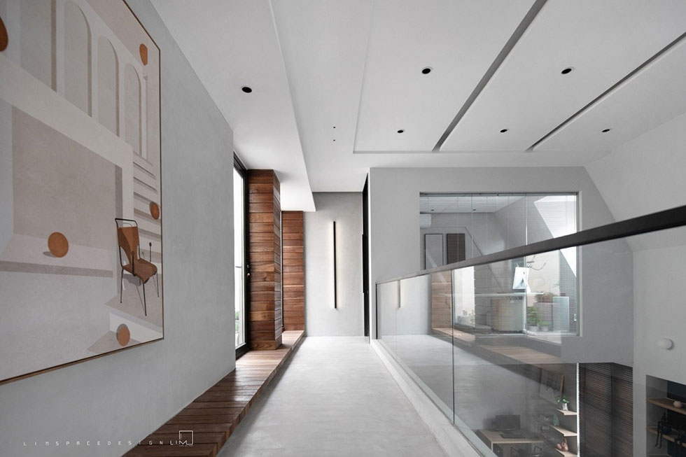 辦公室二樓玻璃欄桿黑色金屬扶手 辦公室二樓玻璃欄桿黑色金屬扶手