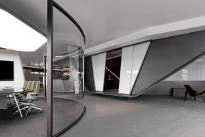 異型小會(huì)議室圓弧形玻璃隔墻效果圖