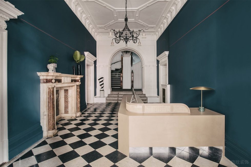 深圳福田皇庭中心600平方米簡(jiǎn)歐風(fēng)格辦公室裝修案例前臺(tái)接待廳 深圳福田皇庭中心600平方米簡(jiǎn)歐風(fēng)格辦公室裝修案例前臺(tái)接待廳