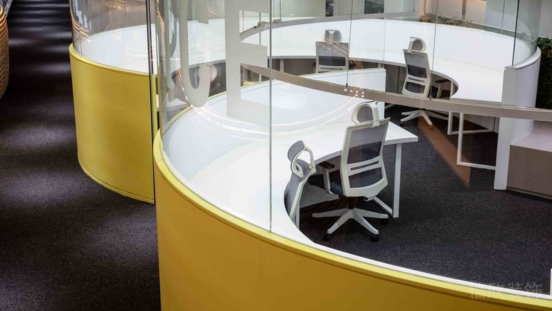 深圳福田金運世紀大廈700平方米現(xiàn)代簡約風格公司裝修案例特色辦公區(qū)