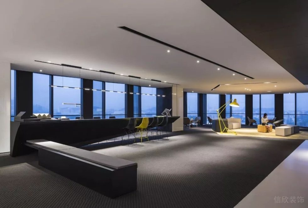 深圳福田中心商務(wù)大廈1300平方米黑白灰現(xiàn)代風辦公室裝修案例活動區(qū)水吧 深圳福田中心商務(wù)大廈1300平方米黑白灰現(xiàn)代風辦公室裝修案例活動區(qū)水吧