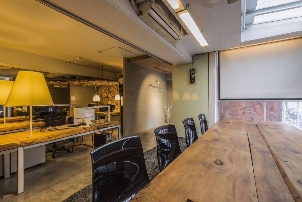 深圳龍崗凱騰大廈500平方米暖色調(diào)工業(yè)風(fēng)辦公室裝修案例開(kāi)放式會(huì)議區(qū) 深圳龍崗凱騰大廈500平方米暖色調(diào)工業(yè)風(fēng)辦公室裝修案例開(kāi)放式會(huì)議區(qū)